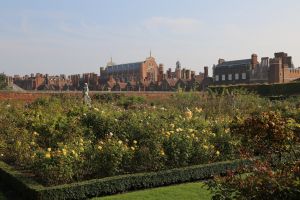 Hampton Court Gardens - rest after lunch!