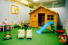 Lions bring Christmas cheer to Chantry’s families