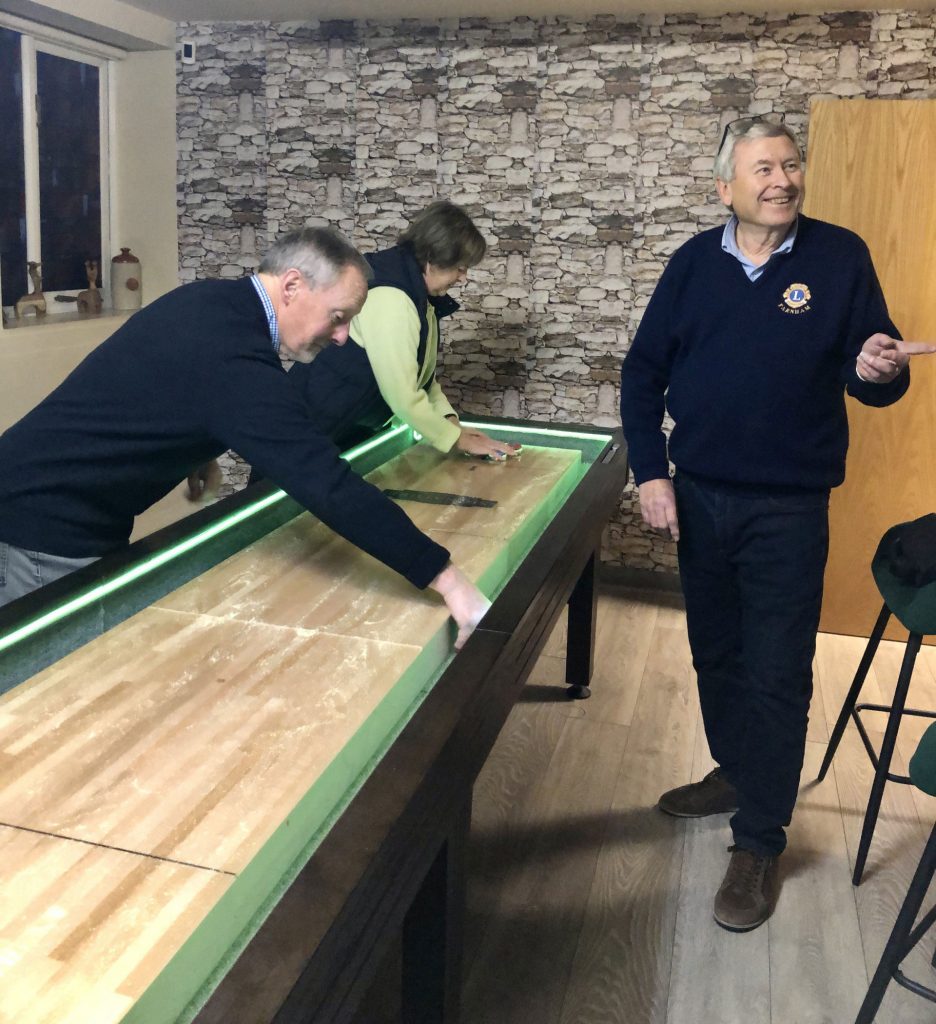 Lions having fun at Golf Manor