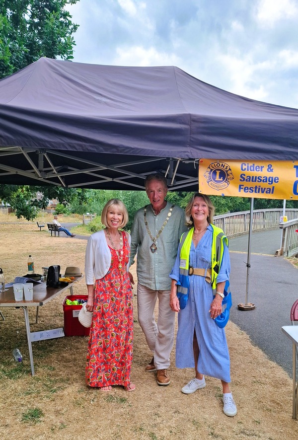 President Jane welcomes our Mayor and Mayoress